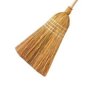 VASSOURA DE PALHA SERRANA